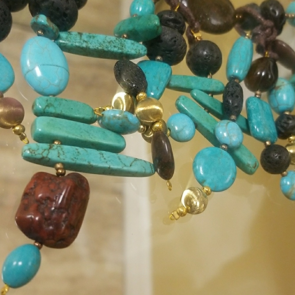 Handmade Turquoise Jasper Natural Stone Necklace - Picture 5 of 12